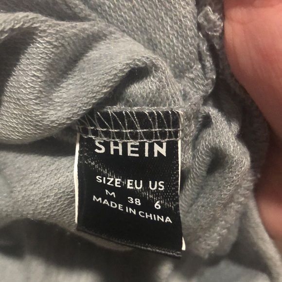 Women’s quarter zip - Picture 2 of 2